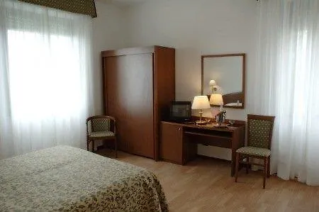 Hotel Angiolino Chianciano Terme 3*,  Italien